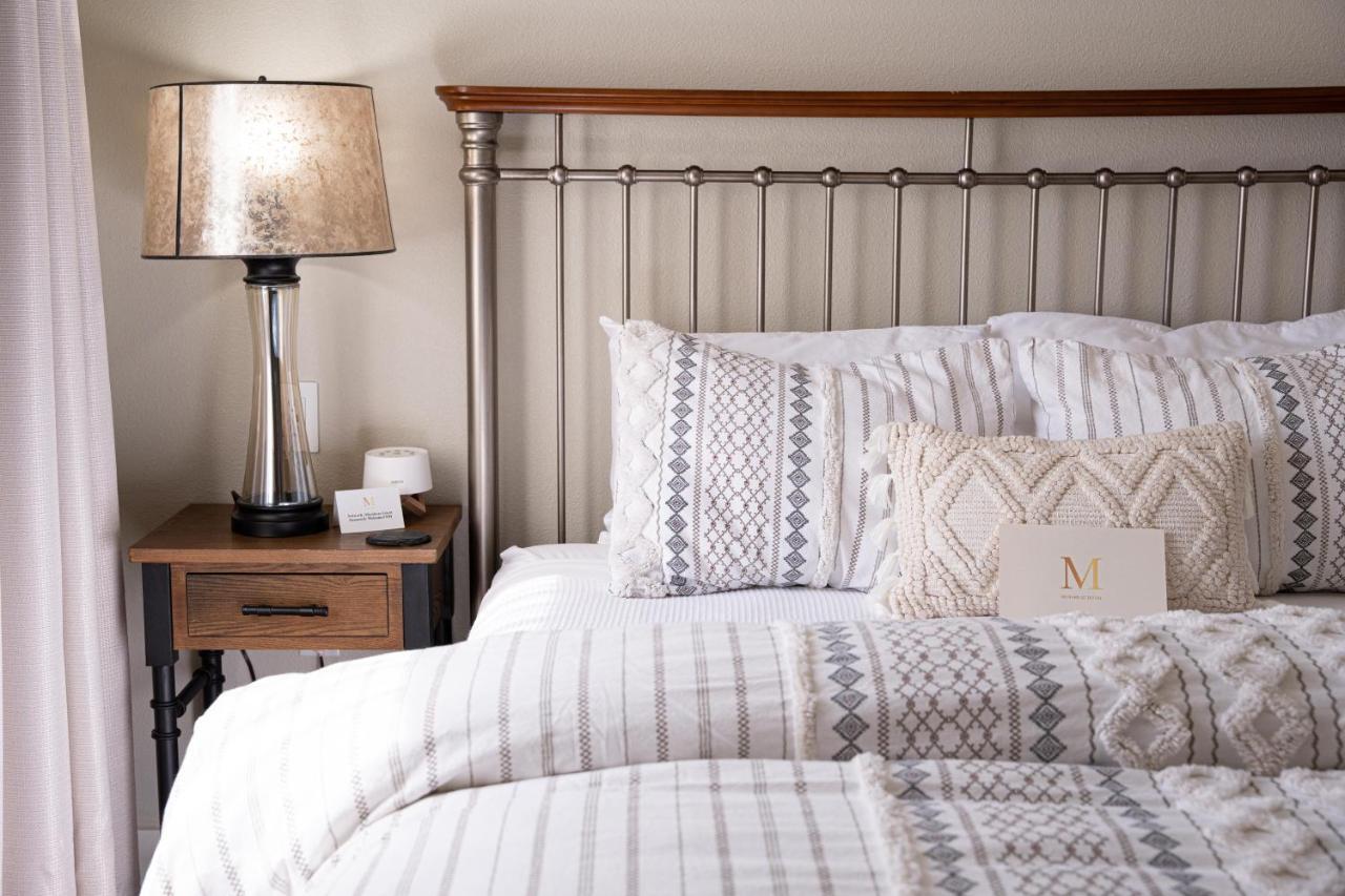 Mossbrae Hotel Dunsmuir Bagian luar foto